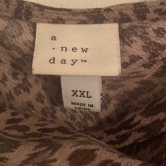 A New Day, XXL Cheetah Slouch Tank - Picture 2 of 2